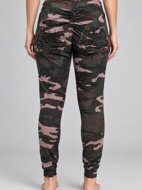 Cute Booty Lounge Camo Drawstring Scrunch Pocket Pants Large